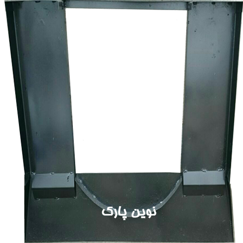 زیر مخزنی فلزی شهری
